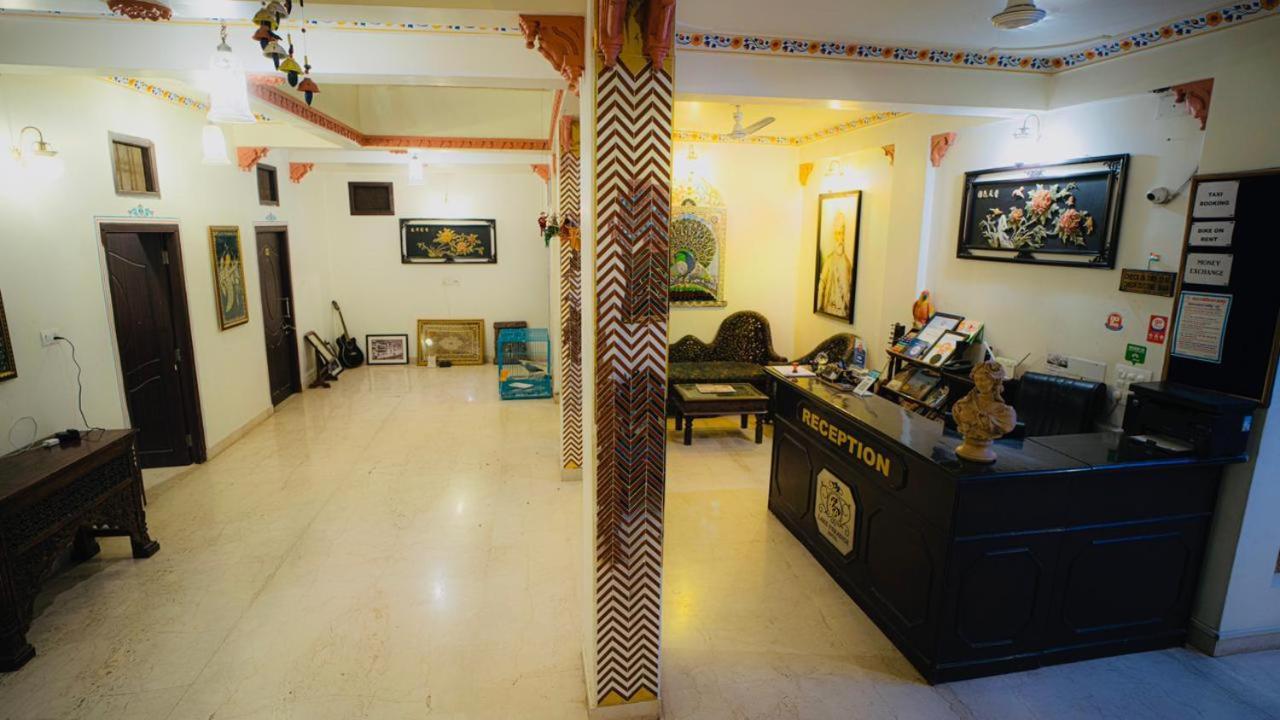 Hotel Lake Paradise Udaipur Exterior photo